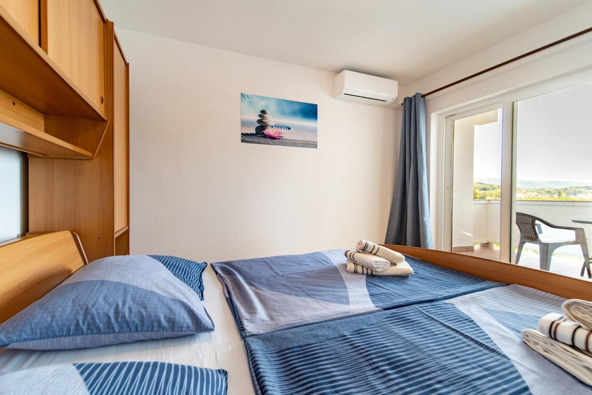 Apartments Lores Раб Екстер'єр фото
