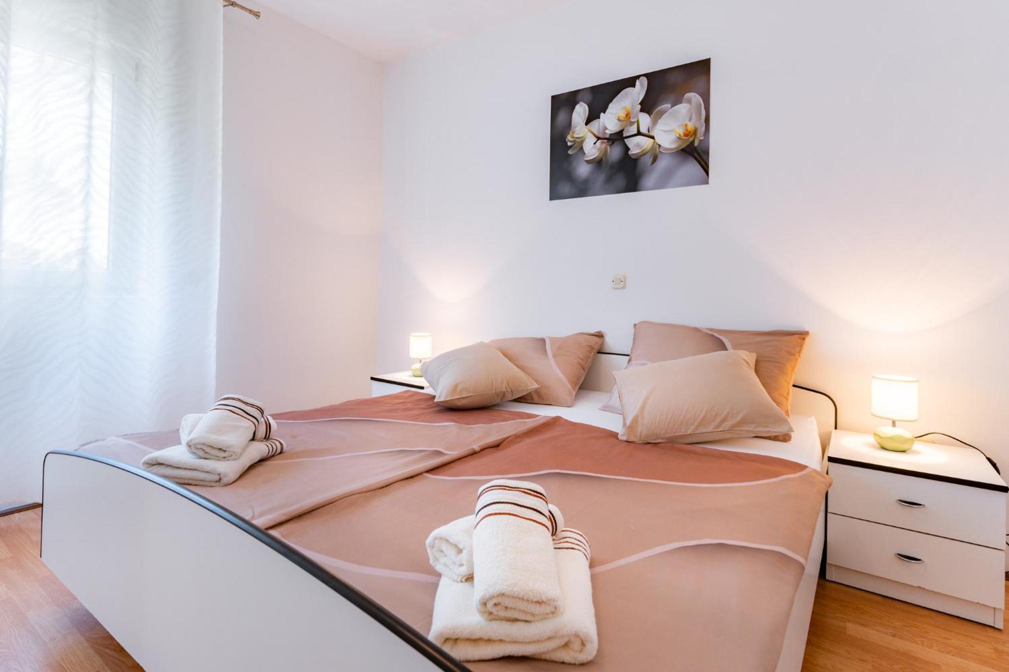 Apartments Lores Раб Екстер'єр фото