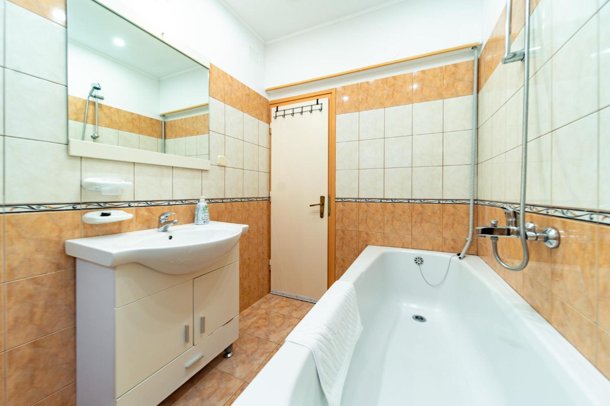 Apartments Lores Раб Екстер'єр фото
