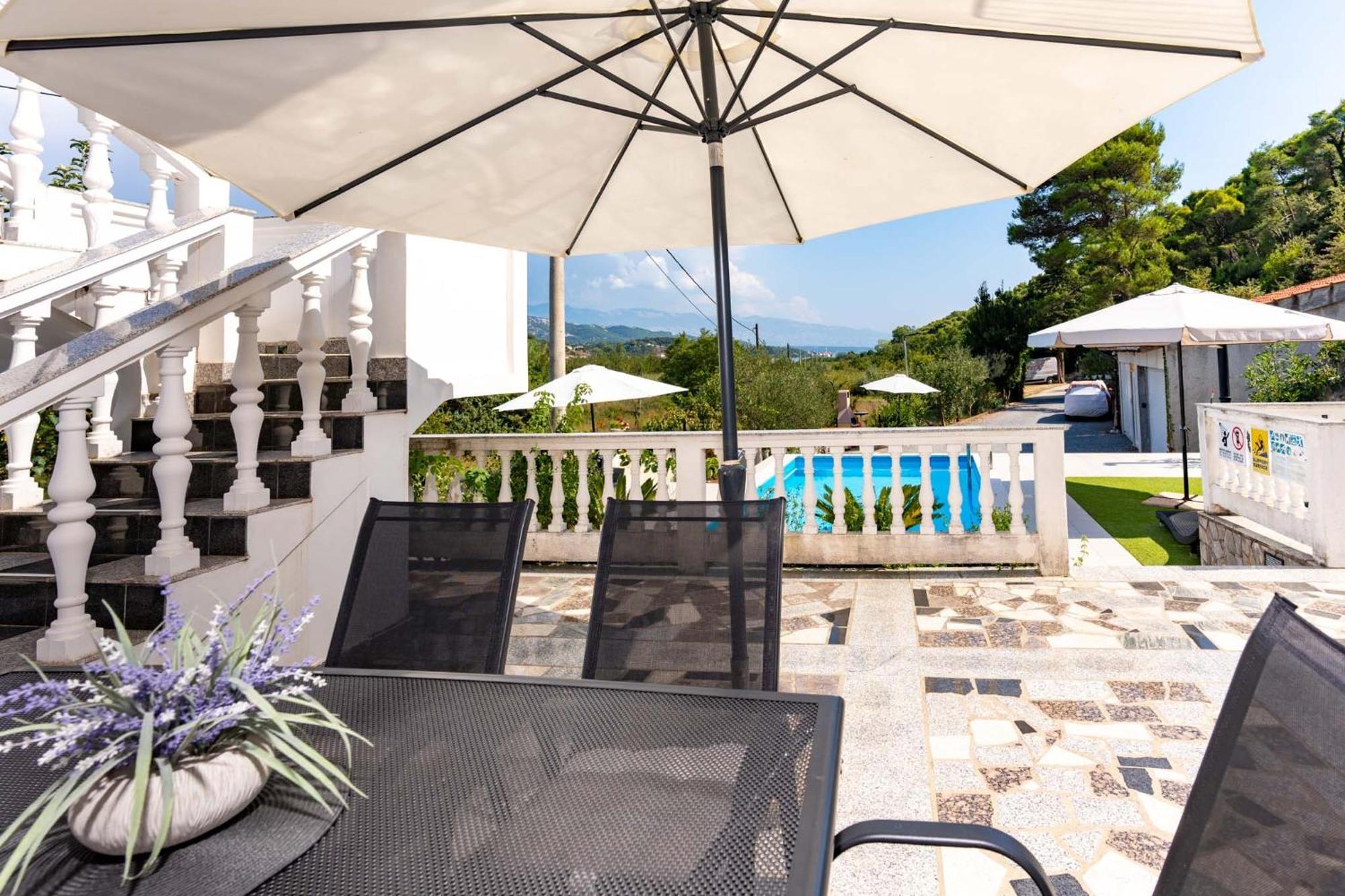 Apartments Lores Раб Екстер'єр фото